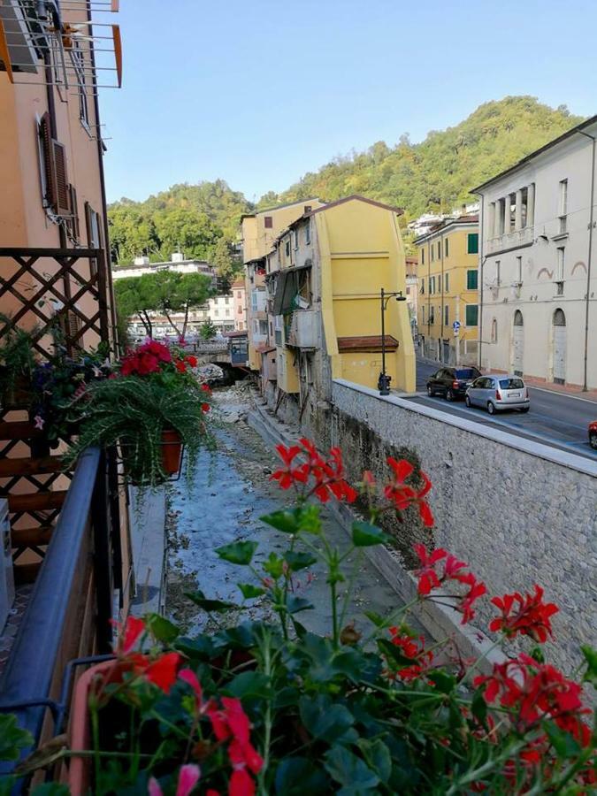 Casa Vacanze Carrara Exterior foto