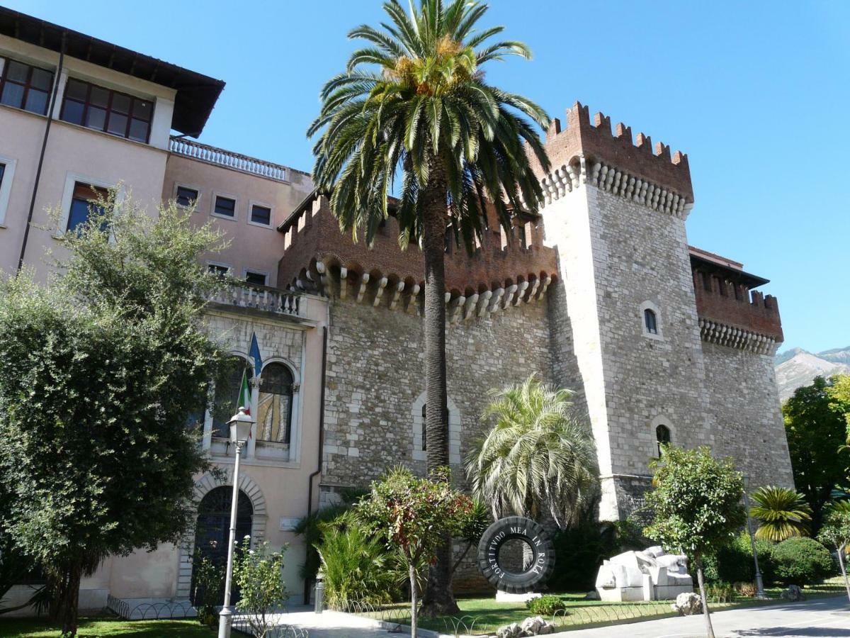 Casa Vacanze Carrara Exterior foto
